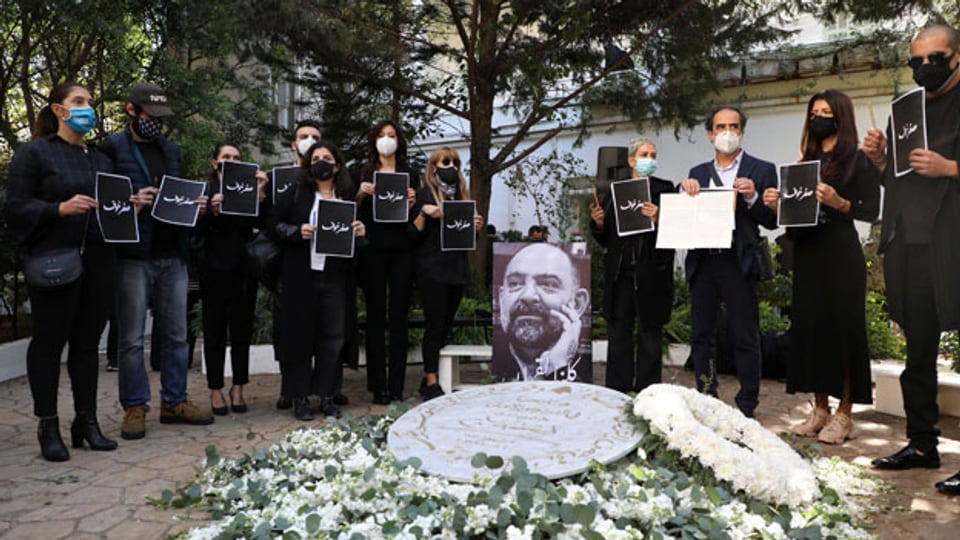 Aktivisten an der Gedenkfeier zu Ehren von Lokman Slim in Beirut.