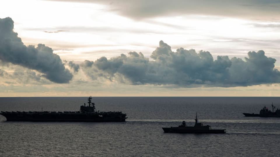 Kriegsschiffe im südchinesischen Meer.