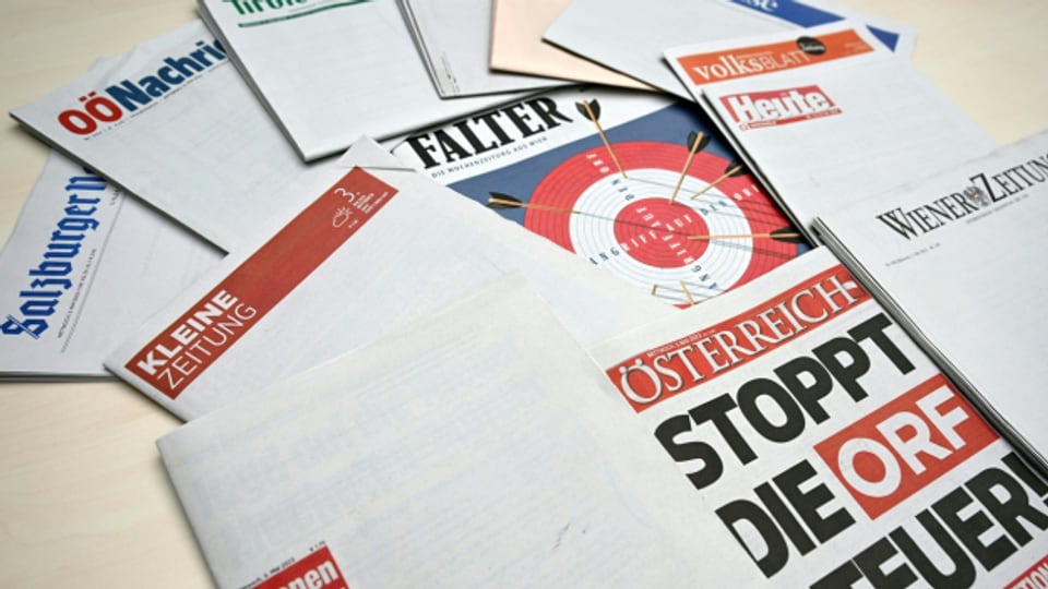 "Stoppt die ORF-Steuer" - aus Protest erschienen Anfang Mai viele Zeitungen in Österreich mit einer weissen Titelseite.