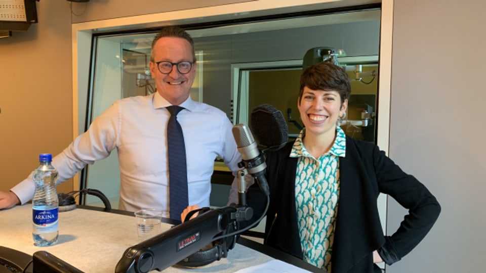 Martin Schmid (FDP) und Lisa Mazzone (Grüne) diskutieren im Politikum