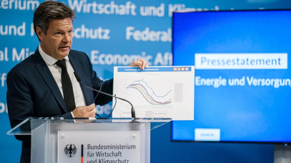 Der deutsche Wirtschaftsminister Robert Habeck rief am Donnerstagvormittag die zweite Gas-Alarmstufe aus.