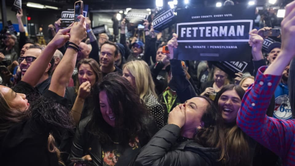 Freude bei demokratischen Unterstützerinnen: John Fetterman jagt den Republikanern in Pennsylvania einen Sitz im Senat ab.