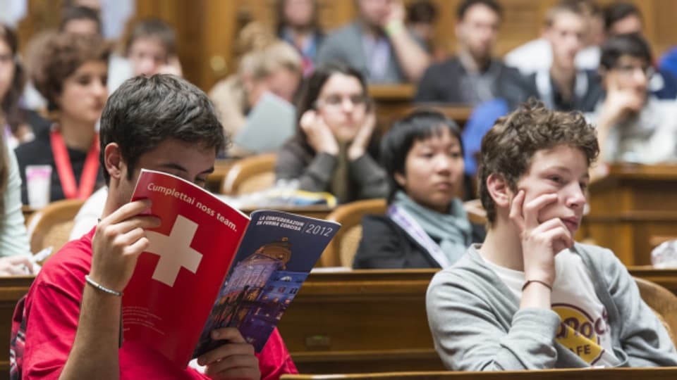 Hand in Hand gehe die politische Beteiligung mit politischer Bildung.