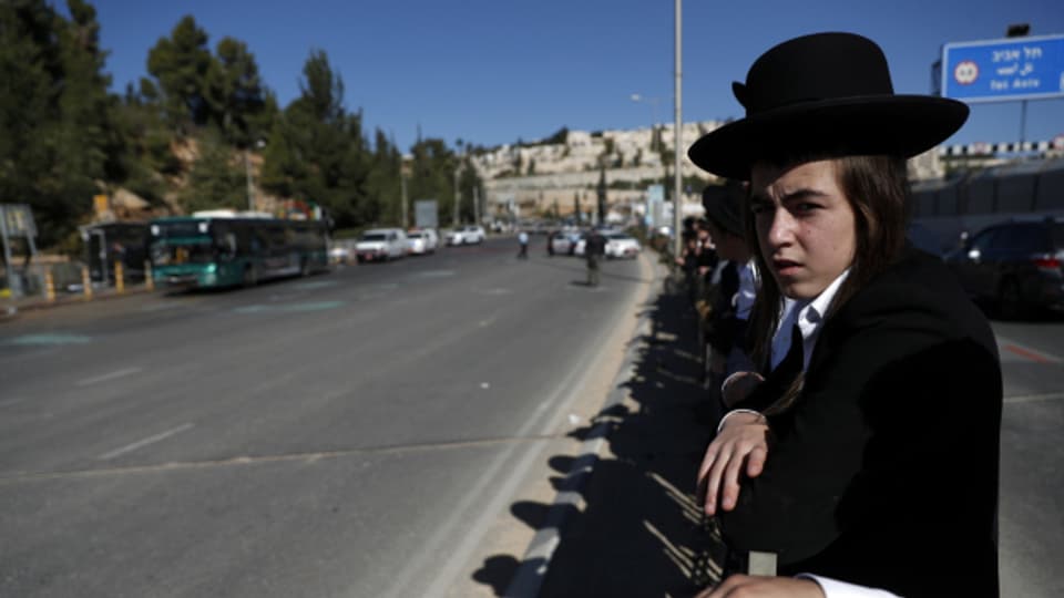 Eine Explosion ereignete sich an einer Haltestelle in Ramot nördlich von Jerusalem.