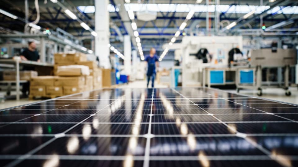 In Bitterfeld, in Sachsen-Anhalt, produziert Meyer Burger als erstes Unternehmen wieder Solarzellen «made in Germany».