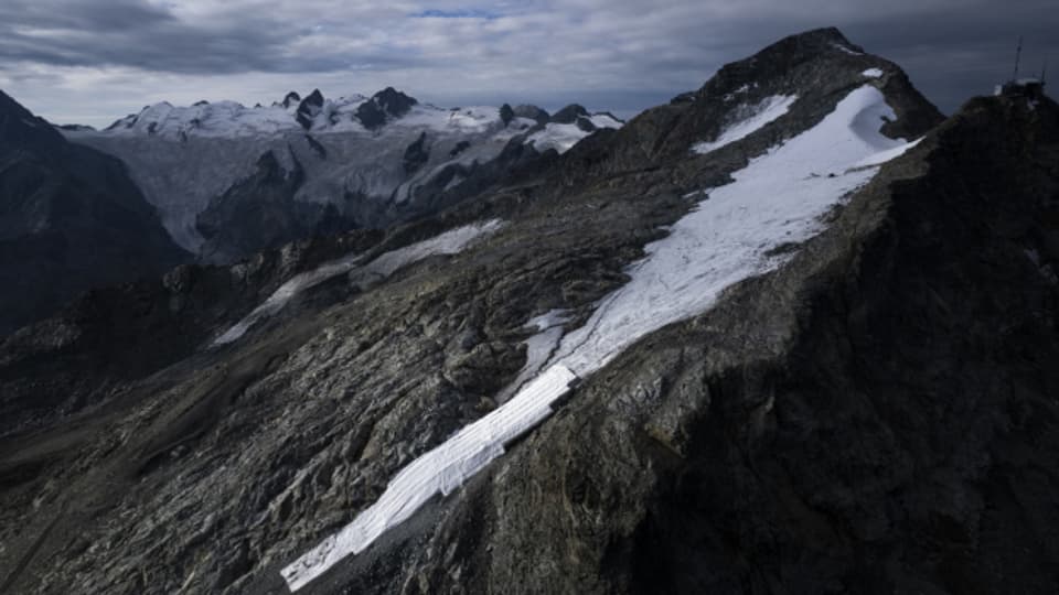 Die neusten Daten des EU-Klimawandeldienstes Copernicus zeigen einen dramatischen Gletscherrückgang im vergangenen Jahr.