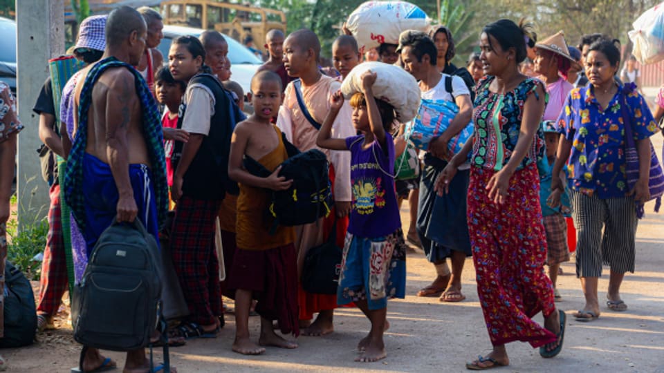 Kriegsflüchtlinge aus Myawaddy an der thailändisch-myanmarischen Grenze. (Bild vom 20.04.2024)