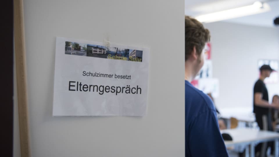 Häufig werden Lehrpersonen von Eltern unter Druck gesetzt.