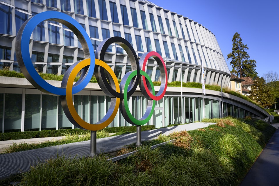 Das Internationale Olympische Komitee hat den Entscheid vertagt, wo die Winterspiele 2023 stattfinden, wegen des Klimawandels.