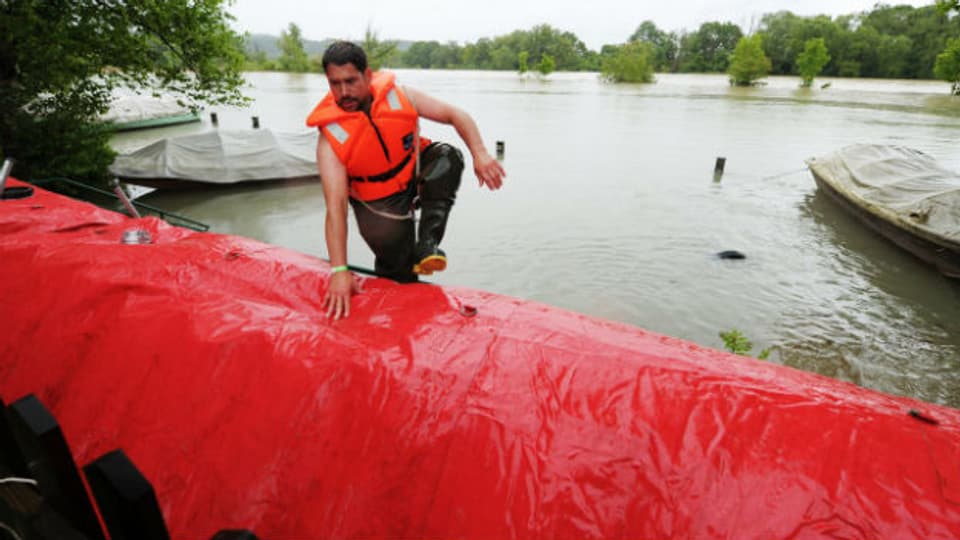 Zum Einsatz kamen auch Beaver - eine mobile Hochwasserschutzmassnahme.