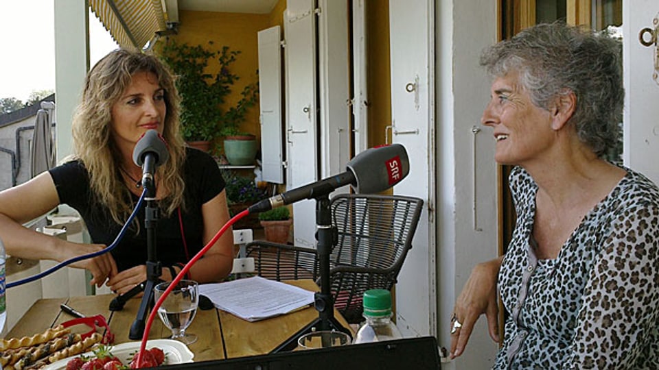 Rendez-vous-REdaktorin Ivana Pribakovic im Gespräch mit Isabelle Guisan.