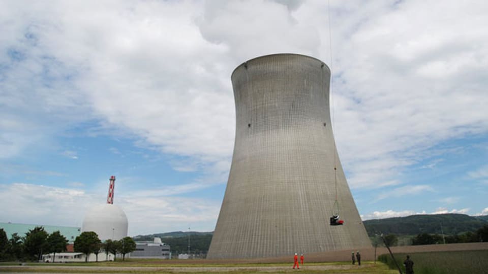 Atomstrom ist teuer. Nicht nur bei der Produktion, sondern auch bei der Stilllegung und beim Rückbau, damit keine Radioaktivität in die Umwelt gelangt. Bild: AKW Leibstadt.