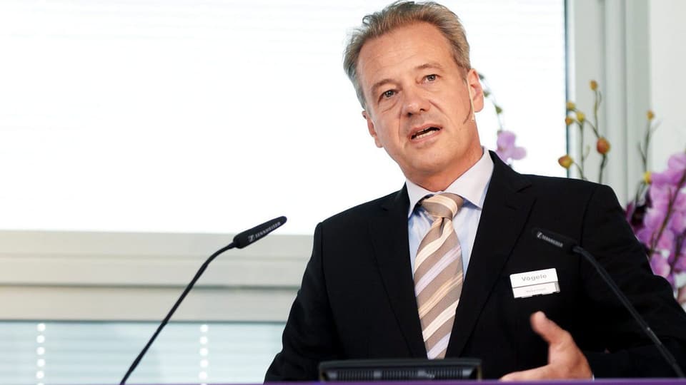 Markus Vögele, neuer CEO Charles Vögele an der Halbjahres-Medienkonferenz in Pfäffikon (SZ) am 20. August 2013. Vögeli war bereits seit mehreren Monaten ad-interims-Chef. Gleichzeitig wird Vögeli das Amt des Finanzchefs weiterführen.