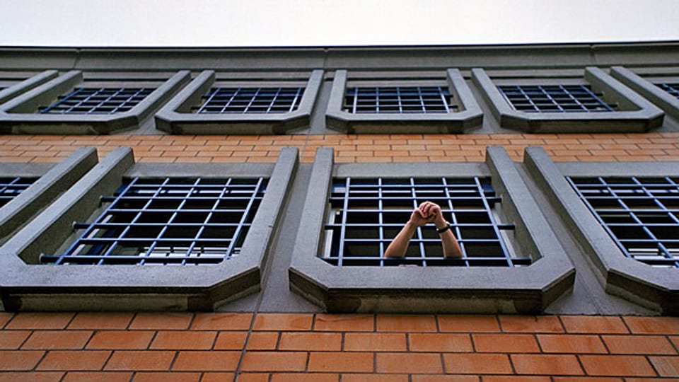 Enthüllt Die Geheimen Machenschaften Im Strafvollzug Vorwürfe Gegen Justizbeamte Szde - zsi5kp9