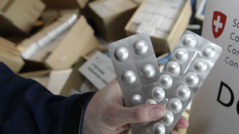 Schweizer Zoll beschlagnahmt gefälschte Medikamente.