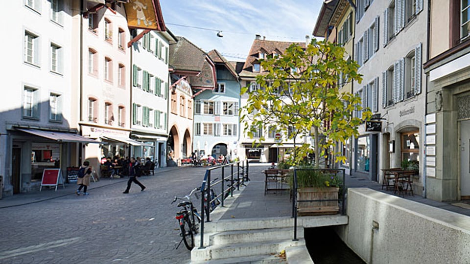 Die Altstadt von Aarau. Der Spaziergang durch Aarau - durch die 43. Wakker-Preis-Stadt zeigt, dass nachhaltige Verdichtung nicht spektakulär, sondern oft unscheinbar daher kommt.