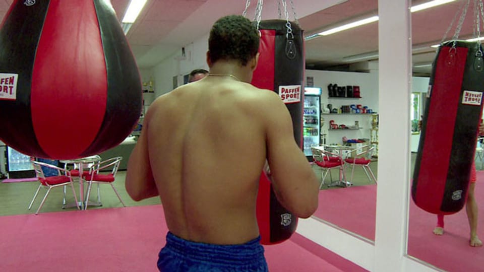 «Carlos» beim Kampfsporttraining .