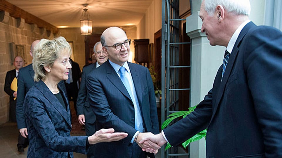 Finanzministerin Eveline Widmer-Schlumpf und ihr französischer Amtskollege Pierre Moscovici in Bern.