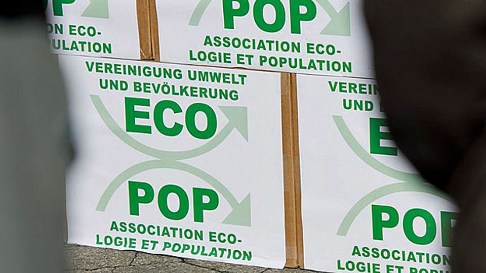 Die Bevölkerung darf um höchstens 0,2 Prozent pro Jahr wachsen, und die Schweiz soll ein Zehntel der Entwicklungshilfe für Verhütungs-Kampagnen, aufwenden. Das will die Ecopop-Initiative. Der Ständerat hat sie wuchtig abgelehnt.