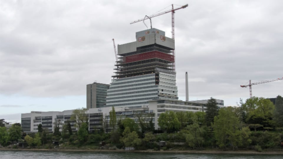 Der Roche-Turm im Bau - die Aufnahme stammt vom April 2014.