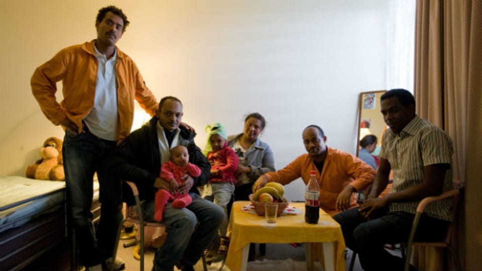 Asylsuchende aus Eritrea im Übergangszentrum Atlantis in Zürich.
