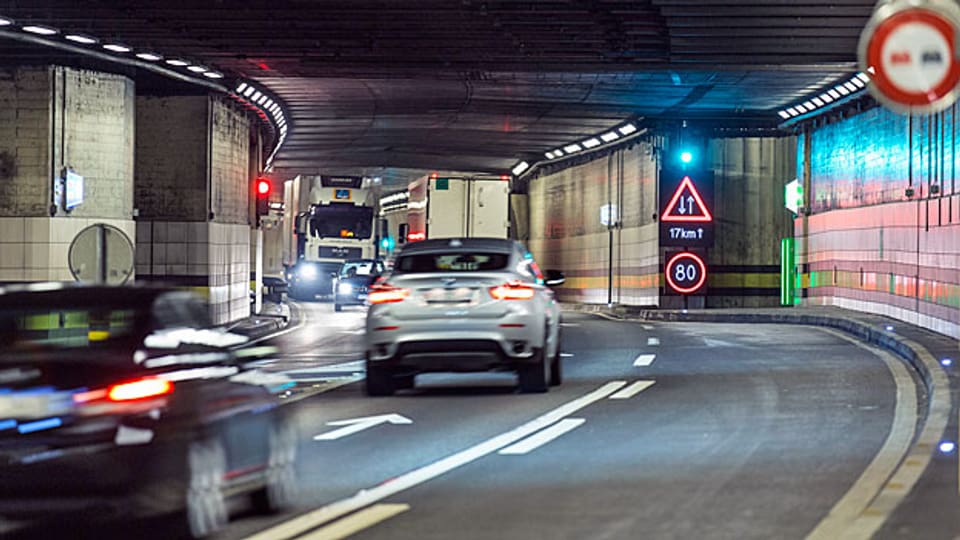 Der Gotthard-Tunnel ist angejahrt und muss saniert werden. Das ist unumstritten. Umstritten ist, ob es dafür einen zweiten Strassentunnel braucht.