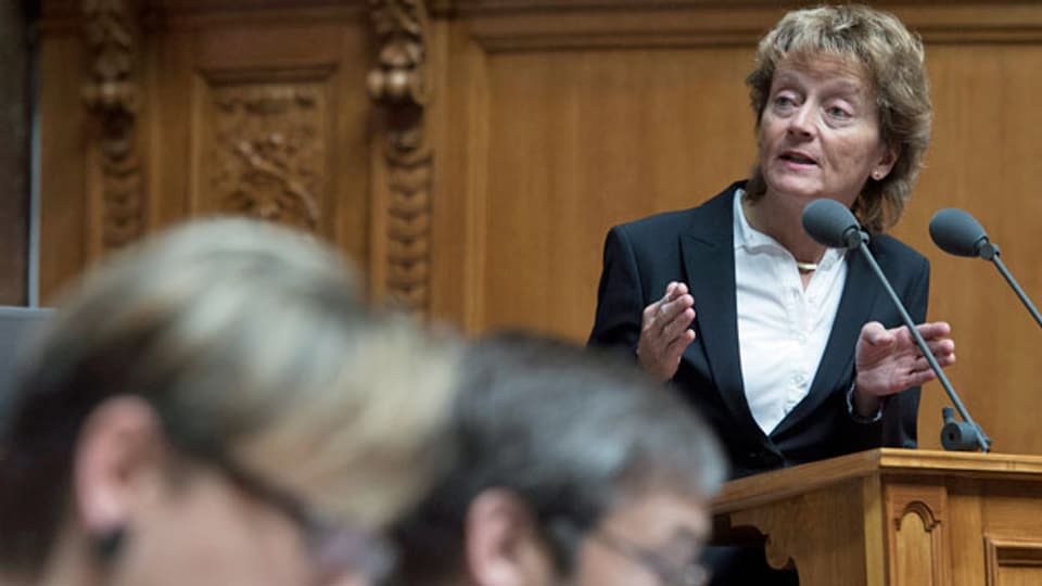 Bundesrätin Eveline Widmer-Schlumpf äussert sich im Nationalrat zum Informatikdebakel Insieme.