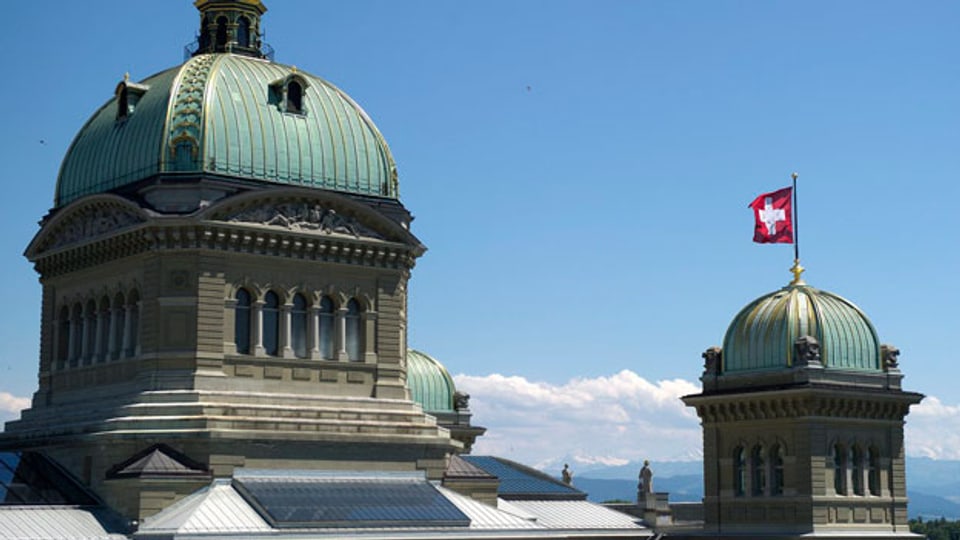Rund 5,4 Milliarden Franken kostete das Bundespersonal im Jahr 2014. Bundeshaus in Bern.
