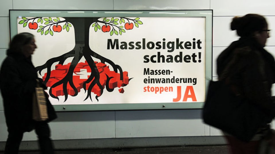 Ein Plakat wirbt für ein Ja zur SVP-Volksinitiative «Gegen Masseneinwanderung» über welche am 9. Februar 2014 abgestimmt wurde.