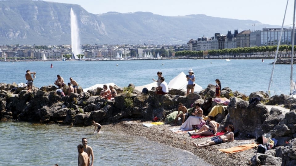 Am Ufer des Genfersees am 28. Juni 2015
