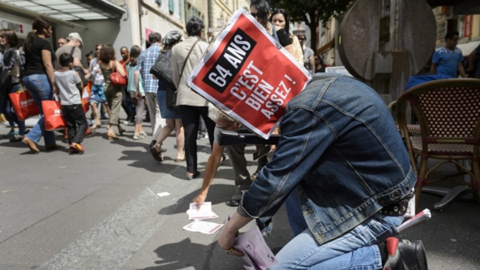 Ein Teilnehmer einer Demonstration in Lausanne Ende Mai 2015.