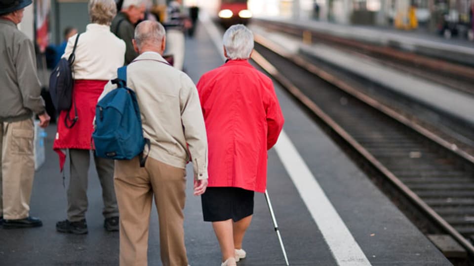 Immer mehr alte Menschen haben Anspruch auf Rente.