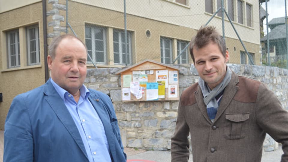 Konrad Martig (links), Gemeindepräsident von Gampel-Bratsch, und Damian Gsponer , Bildungsvisionär und Schulleiter der neuen Privatschule in Bratsch.
