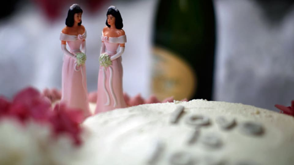 Die Abschaffung der Heiratsstrafe, wie sie von der CVP gefordert wird, könnte ein Heiratsverbot für homosexuelle Paare bedeuten.