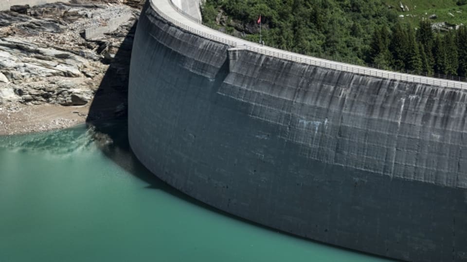 Der Zevreilasee im Kanton Graubünden. Eine neue Studie zeigt: Wasserkraft lohnt sich doch.