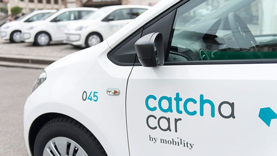 Die Benützer können ohne vorherige Reservation mit einem "Catch a Car"-Fahrzeug von A nach B fahren und es am Ziel abstellen.