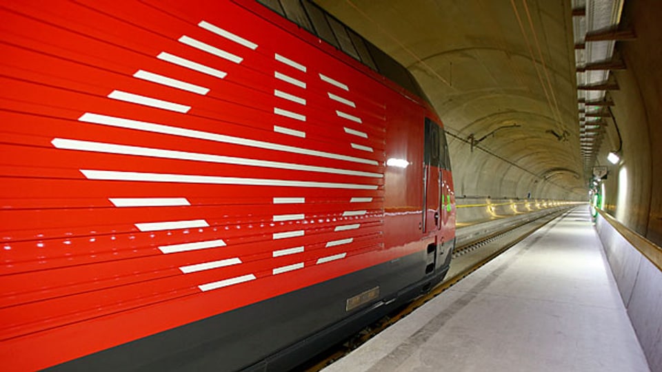 «Für Güter die Bahn»: Dirk Stahl, CEO von BLS Cargo, bezeichnet den neuen Gotthardbasistunnel zwar als grosse Chance – allerdings sei offen, wieviel der Tunnel für die Güterverlagerung bringe.