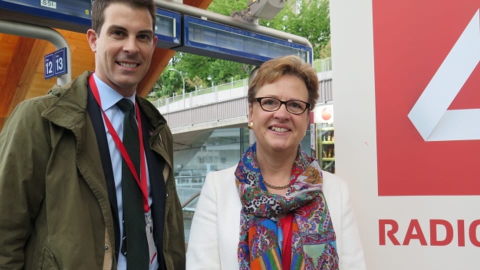 Wie weiter mit der Verkehrspolitik? - SP-Nationalrätin Edith Graf-Litscher und FDP-Nationalrat Thierry Burkart haben diskutiert.