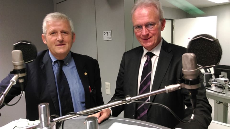 Streit um ein Verbot von Zigaretten-Werbung: FDP-Nationalrat Hans-Ulrich Bigler (rechts) und SP-Ständerat Hans Stöckli.