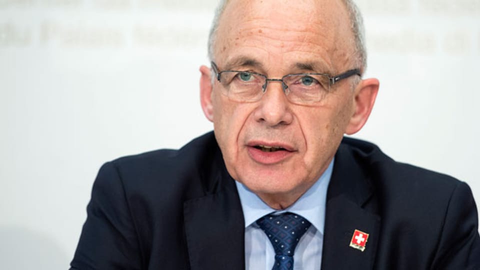 Bundesrat Ueli Maurer an einer Medienkonferenz zum Voranschlag 2017 mit integriertem Aufgabe- und Finanzplan 2018-2020, am 29. Juni 2016 in Bern.