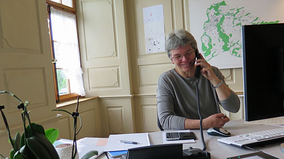 Direkter Draht zu den Bürgerinnen und Bürgern: Gemeindepräsidentin Dorothea Altherr hat für alle ein offenes Ohr.