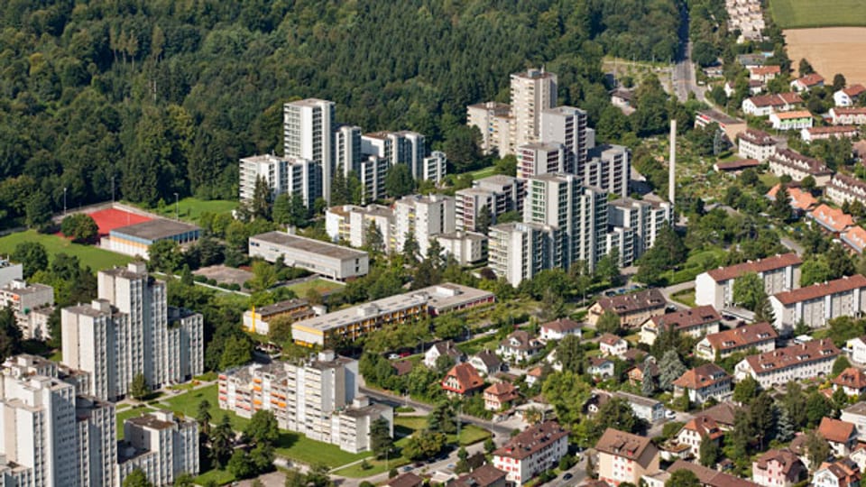 Luftaufnahme des Berner Stadtteils Bümliz.