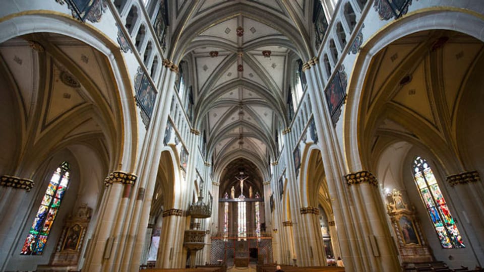 Wie die evangelisch-reformierte Kirche hat auch die römisch-katholische an Bedeutung verloren. Kathedrale in Freiburg.