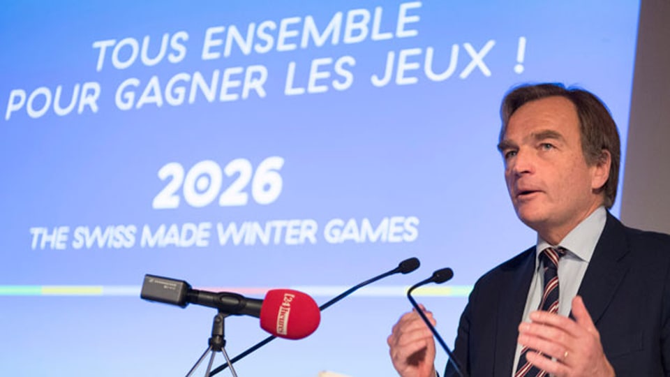 Jean-Philippe Rochat, Vize-Präsident von Swiss-Ski, präsentiert die Kandidatur der Westschweiz für die Olympischen Winterspiele 2016.