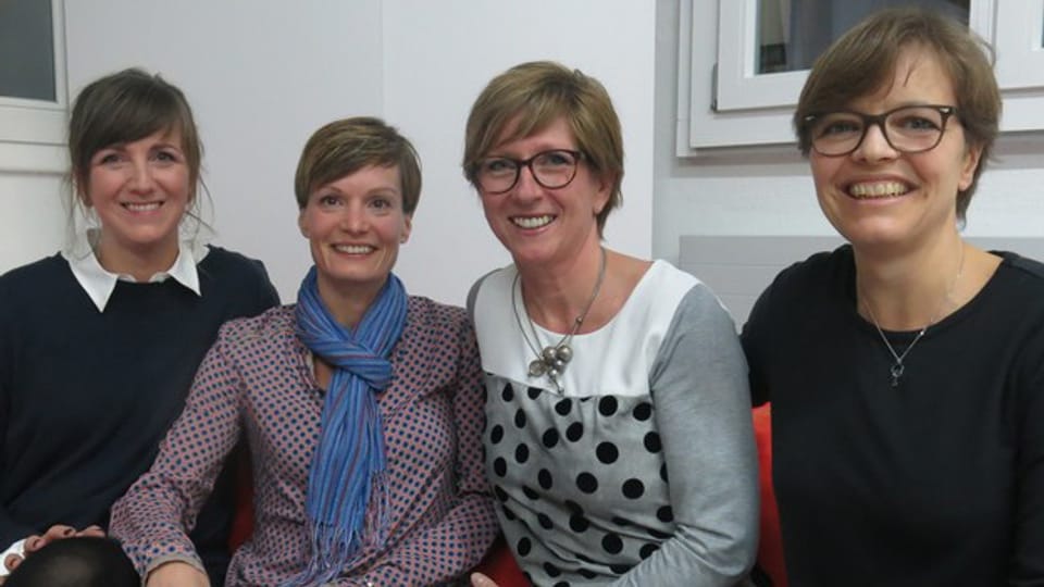 Vier Unternehmerinnen, die sich im Verein «Mampreuneur» austauschen.