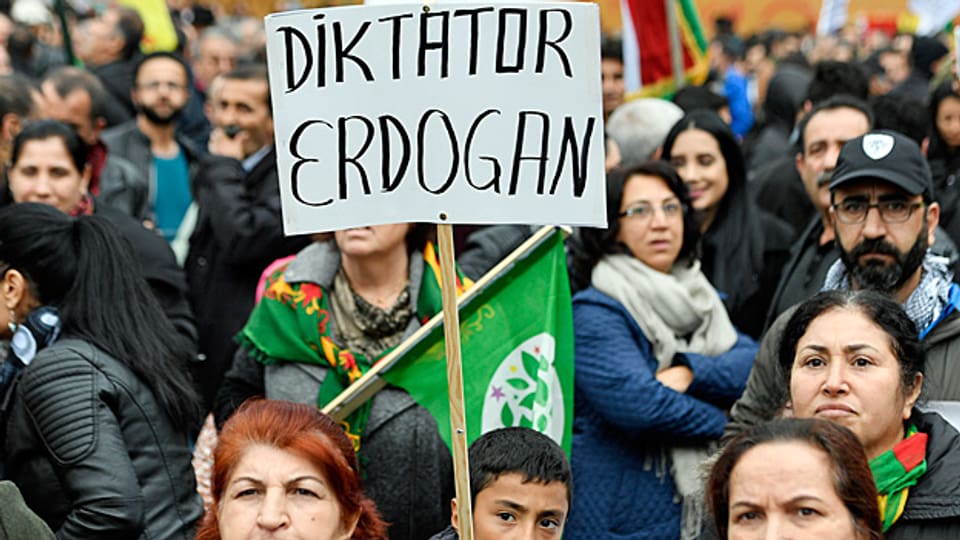 Der Appell aus der Schweiz an die türkischen Regierungsvertreter: «Zeigt Respekt – auch gegenüber den Gegnern, egal ob ihr in der Türkei oder in der Schweiz auftretet».