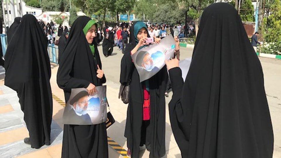 Wahlkundgebung für den erzkonservativen Raisi in Teheran.