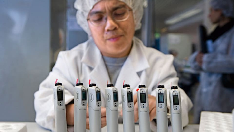 Der Medizinal-Technik-Konzern Ypsomed holt die Produktion von Mexiko wieder zurück in die Schweiz.
