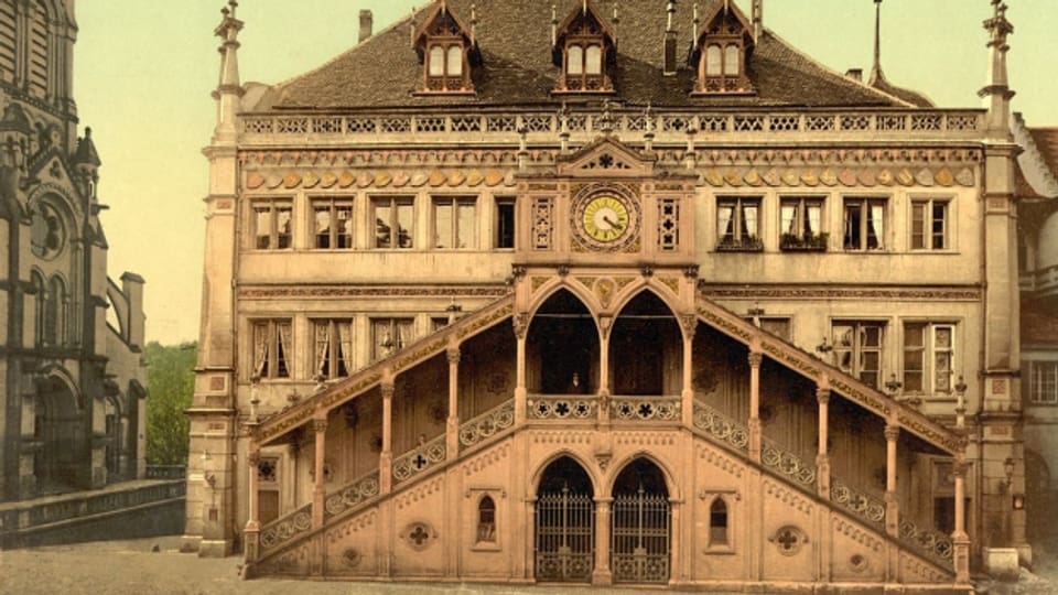 Das Berner Rathaus in einer Aufnahme von ca. 1890.