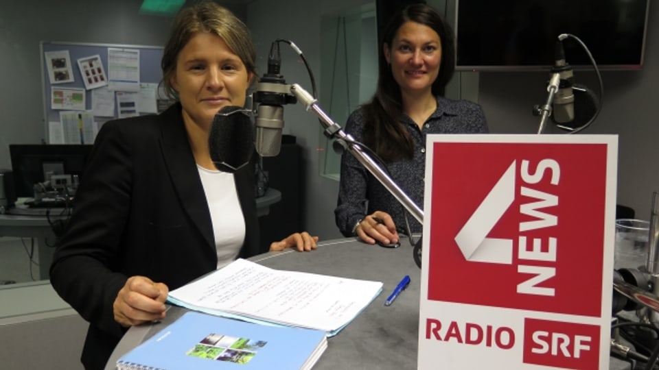 Barbara Steinemann (SVP, ZH) und Tiana Moser (GLP, ZH) diskutieren über die Zuwanderung.